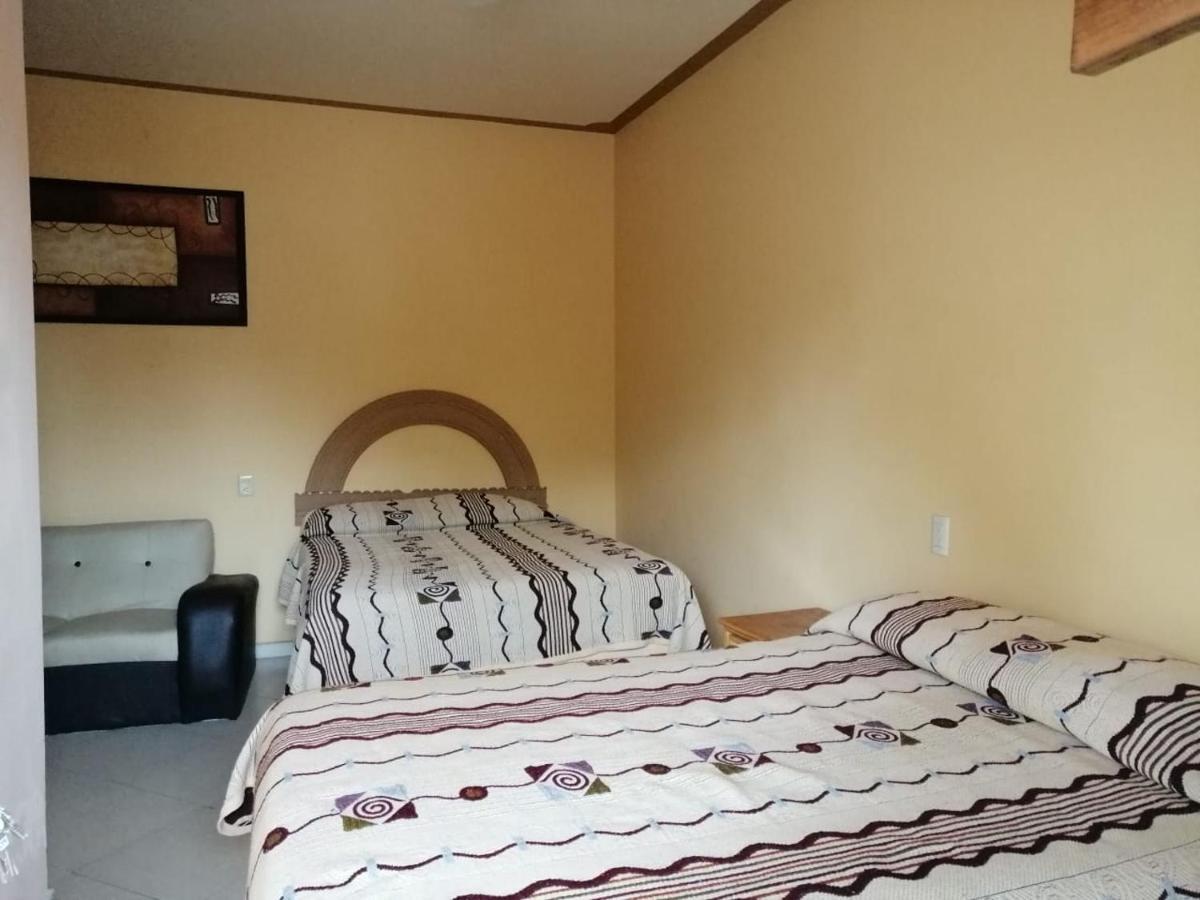Hotel Real Cadereyta de Montes Buitenkant foto